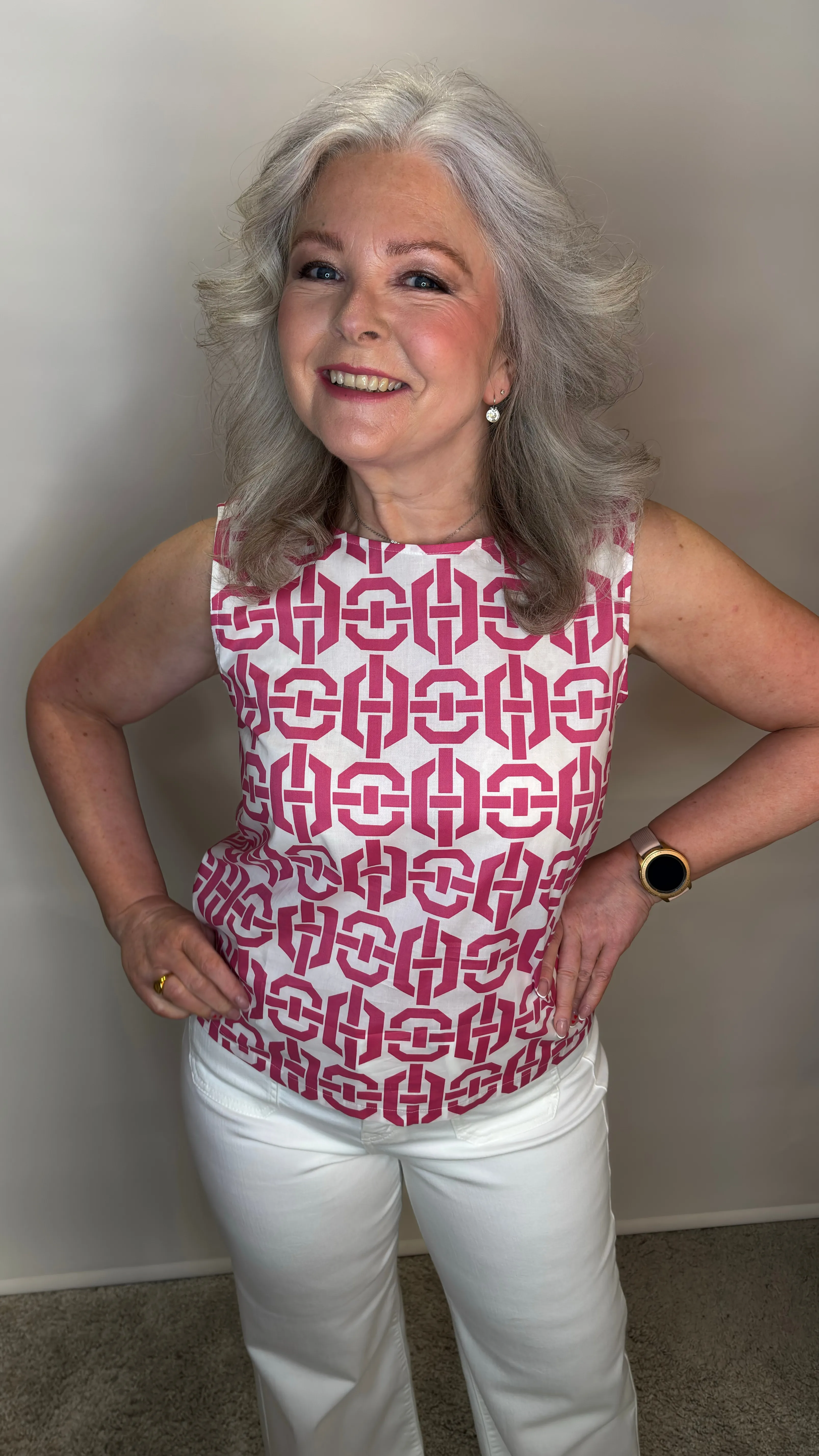 Sleeveless Geometric Print Blouse - Azalea Rose